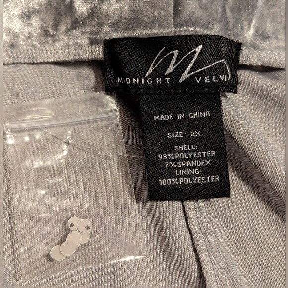 Midnight Velvet NWOT Lucinda Gray Silver Sequin Pull-on Leggings Pants - Picture 4 of 13